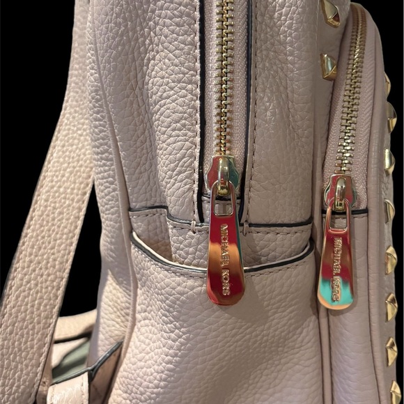 Michael Kors blush pink backpack.  Small/medium size - Picture 4 of 6
